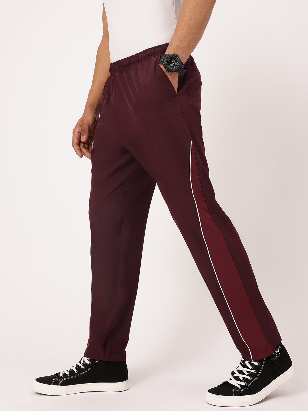 

Kook N Keech Men Weekend Warrior Toggle Hem Joggers, Burgundy
