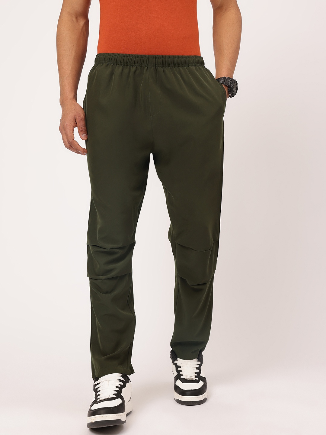 

Kook N Keech Men Comfy Essentials Pleated Track Pants, Olive