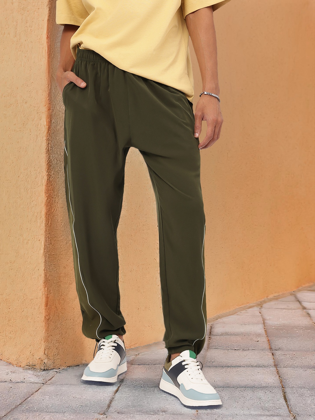 

Kook N Keech Men MetroFlow Trackies Cargo Joggers, Olive