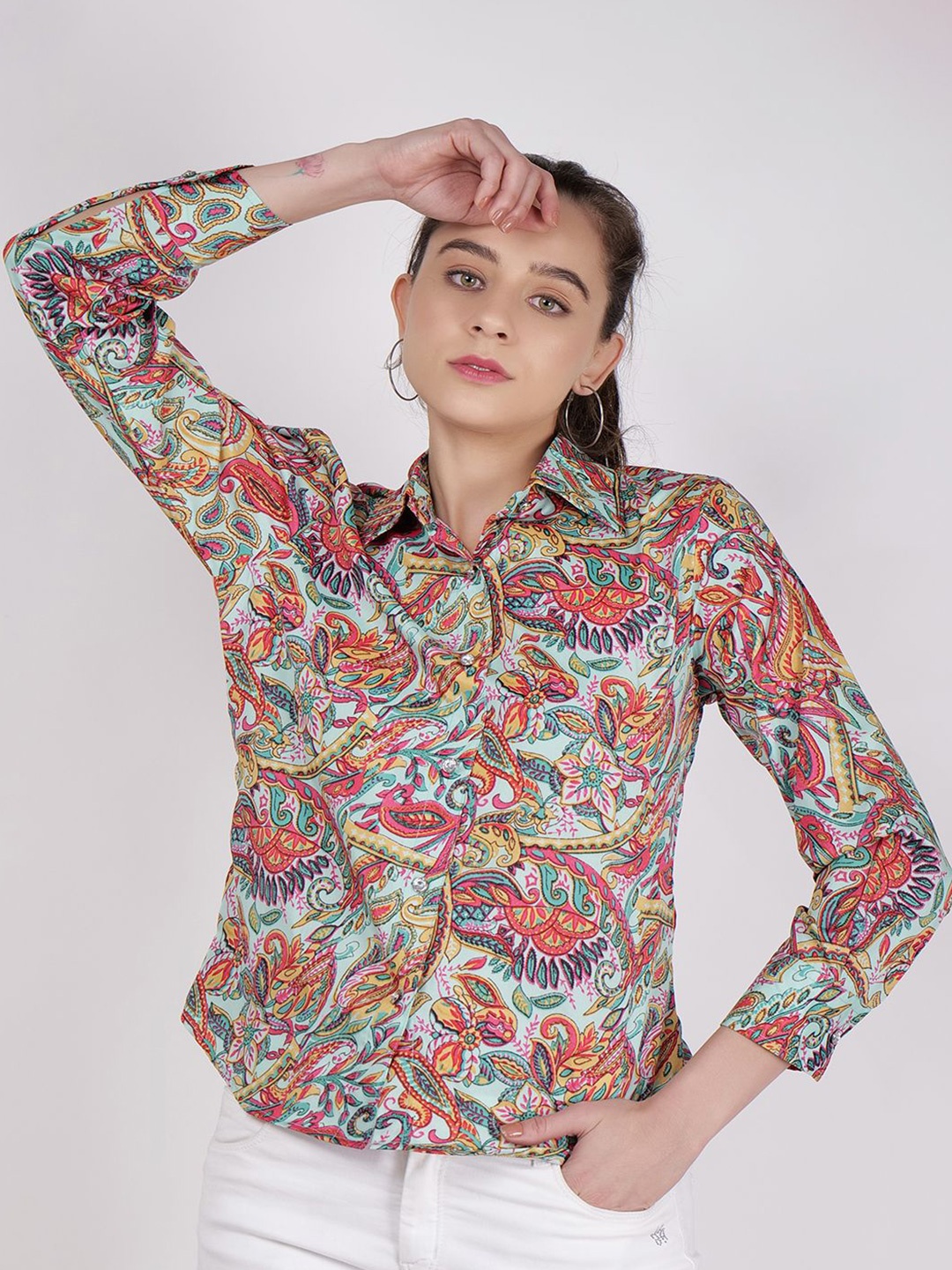 

Frolic Rolic Women Classic Floral Printed Spread Collar Casual Shirt, Green