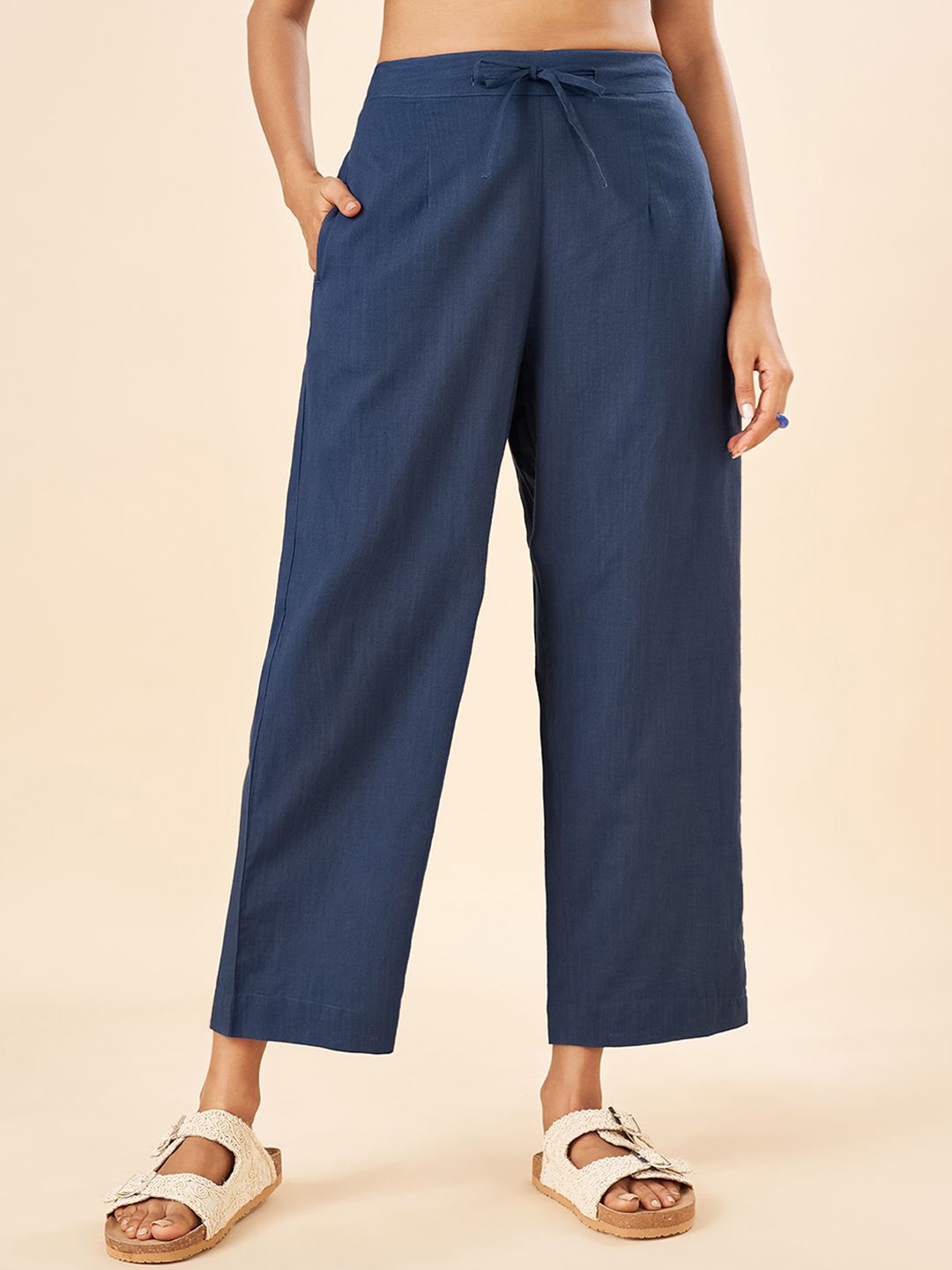 

AKKRITI BY PANTALOONS Women High-Rise Parallel Trousers, Navy blue