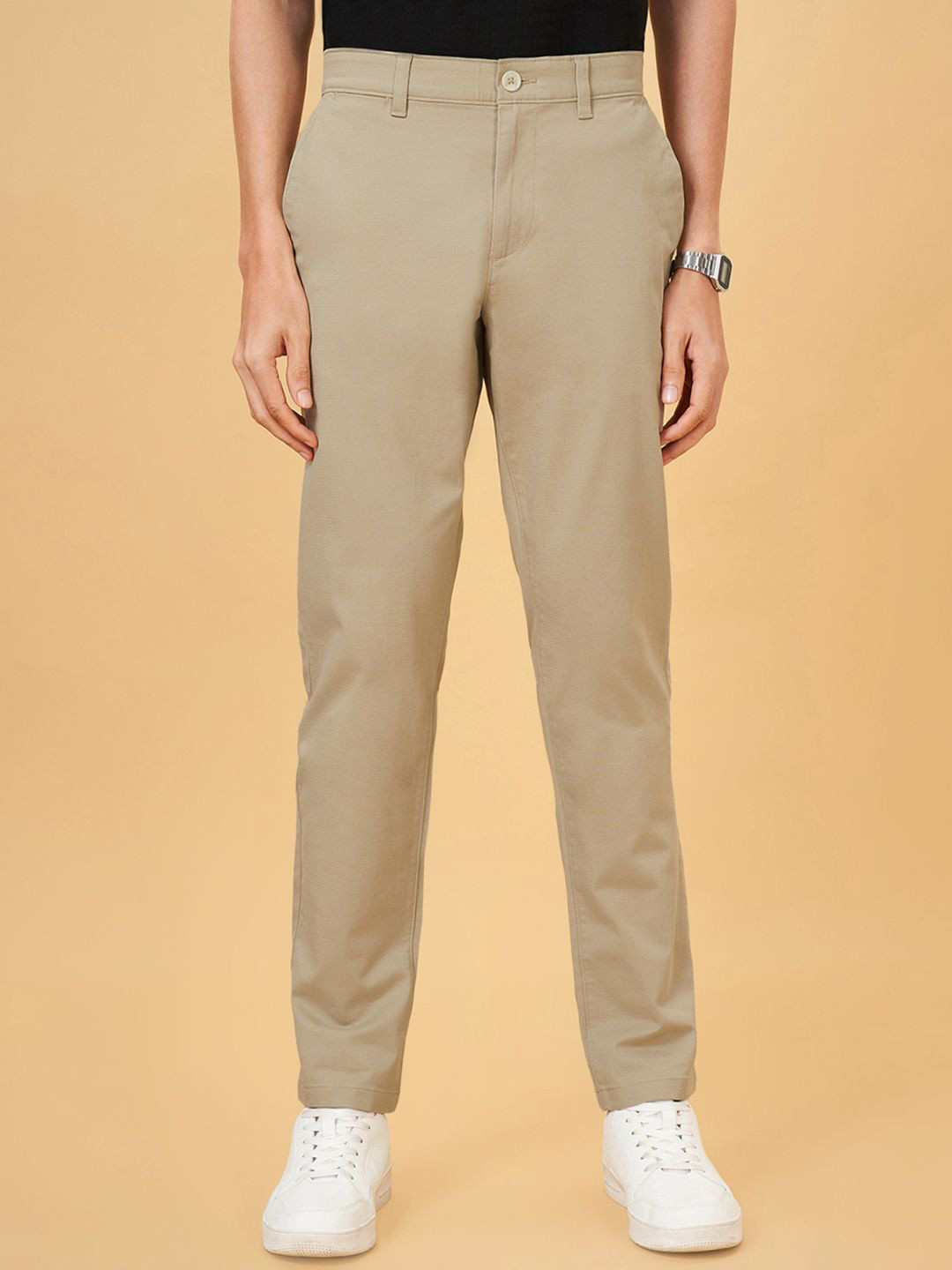 

BYFORD by Pantaloons Men Mid-Rise Chinos Trousers, Beige