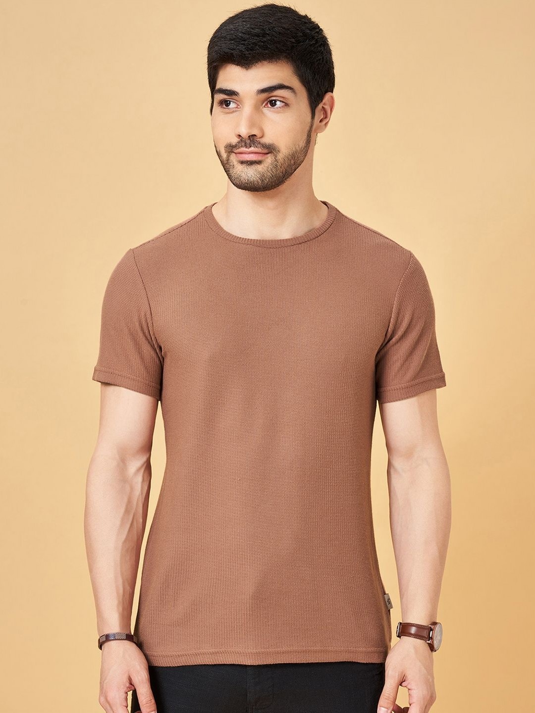 

7 Alt by Pantaloons Men Solid Round Neck Cotton Slim Fit T-Shirt, Rust