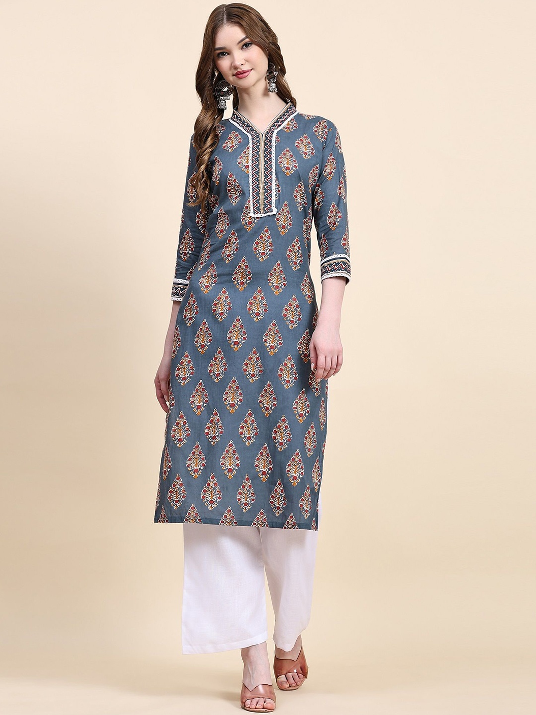 

KALINI Ethnic Motifs Printed V-Neck Straight Kurta with Trousers, Teal