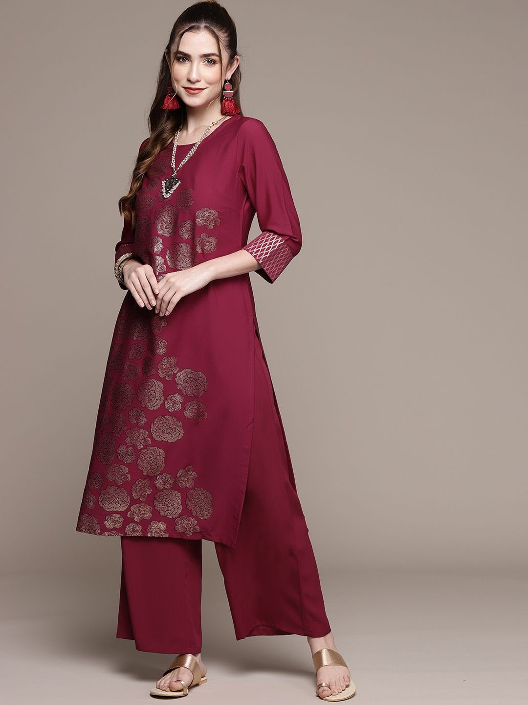 

ZIYAA Maroon Floral Printed Round Neck Straight Kurta with Palazzos