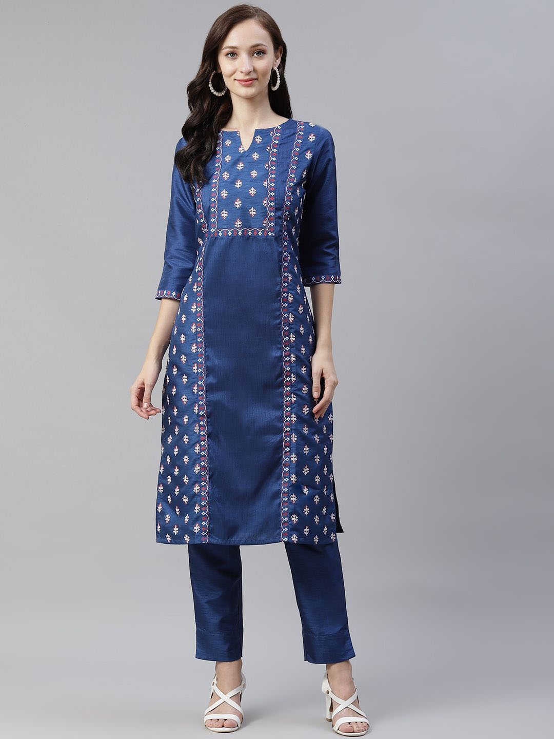 

ZIYAA Blue Floral Embroidered Notch Neck Thread Work Straight Kurta with Trousers