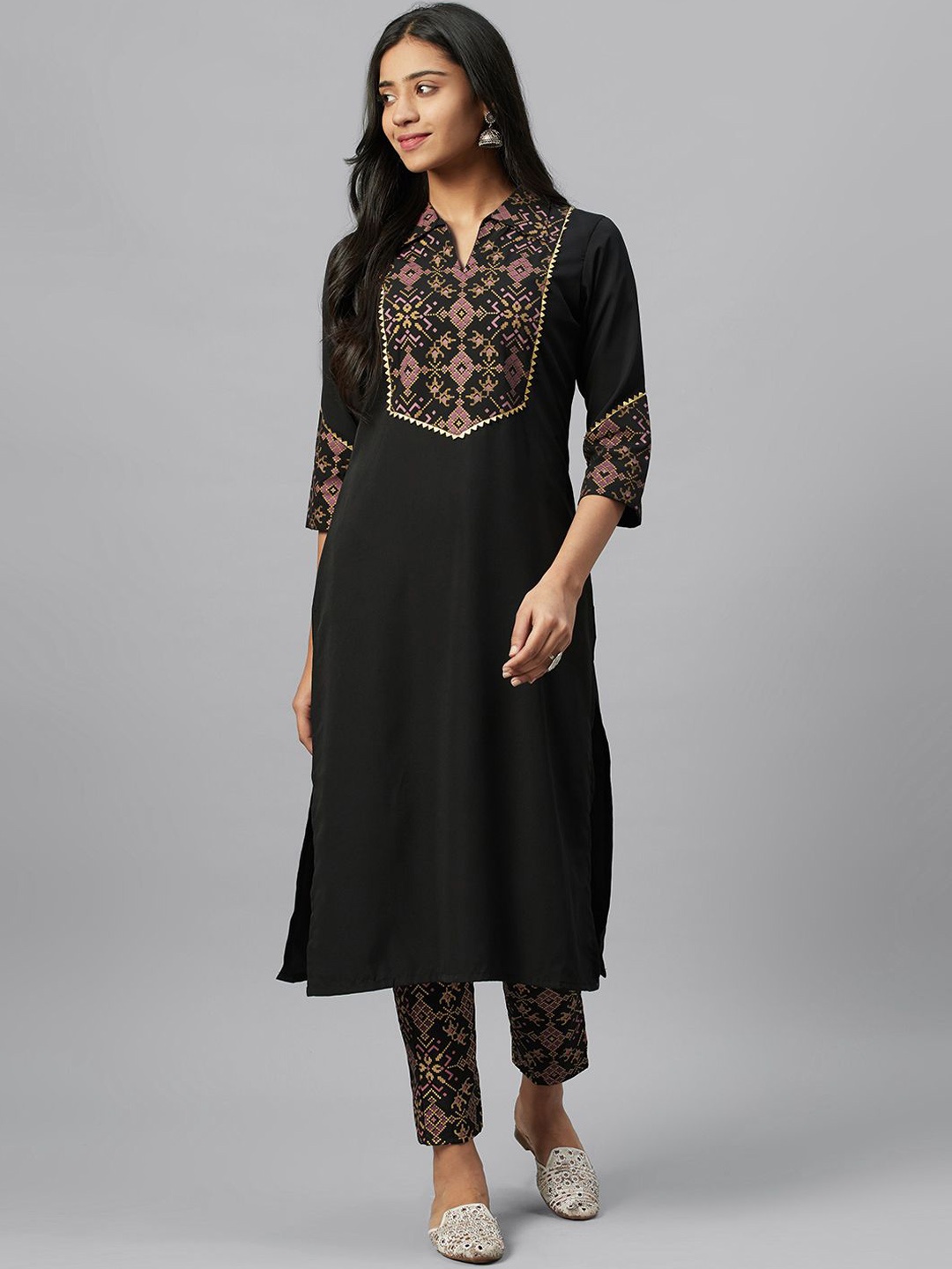 

ZIYAA Black Geometric Yoke Design Shirt Collar Gotta Patti Straight Kurta with Trousers