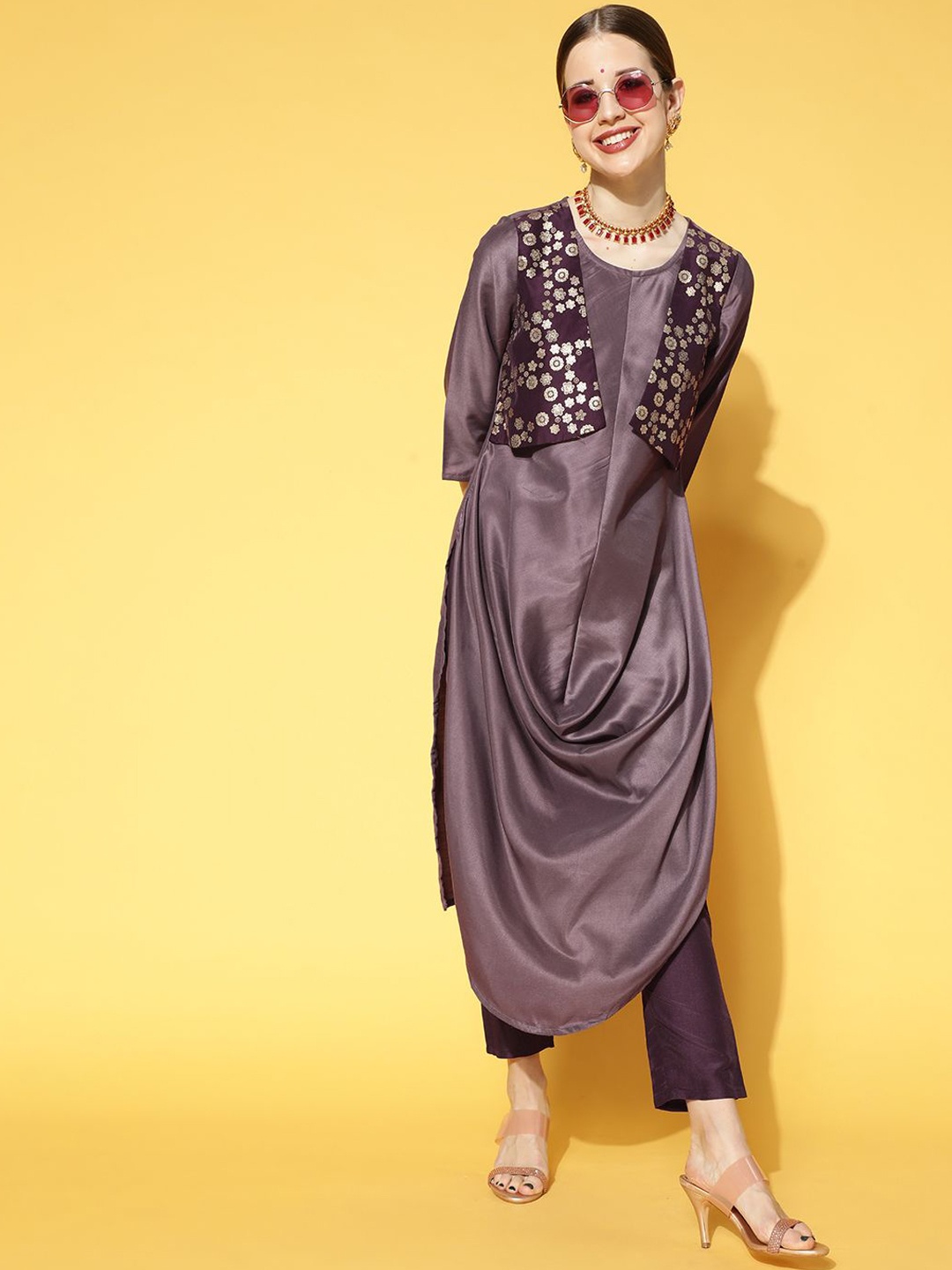 

ZIYAA Purple Round Neck Straight Kurta With Trousers & Jacket