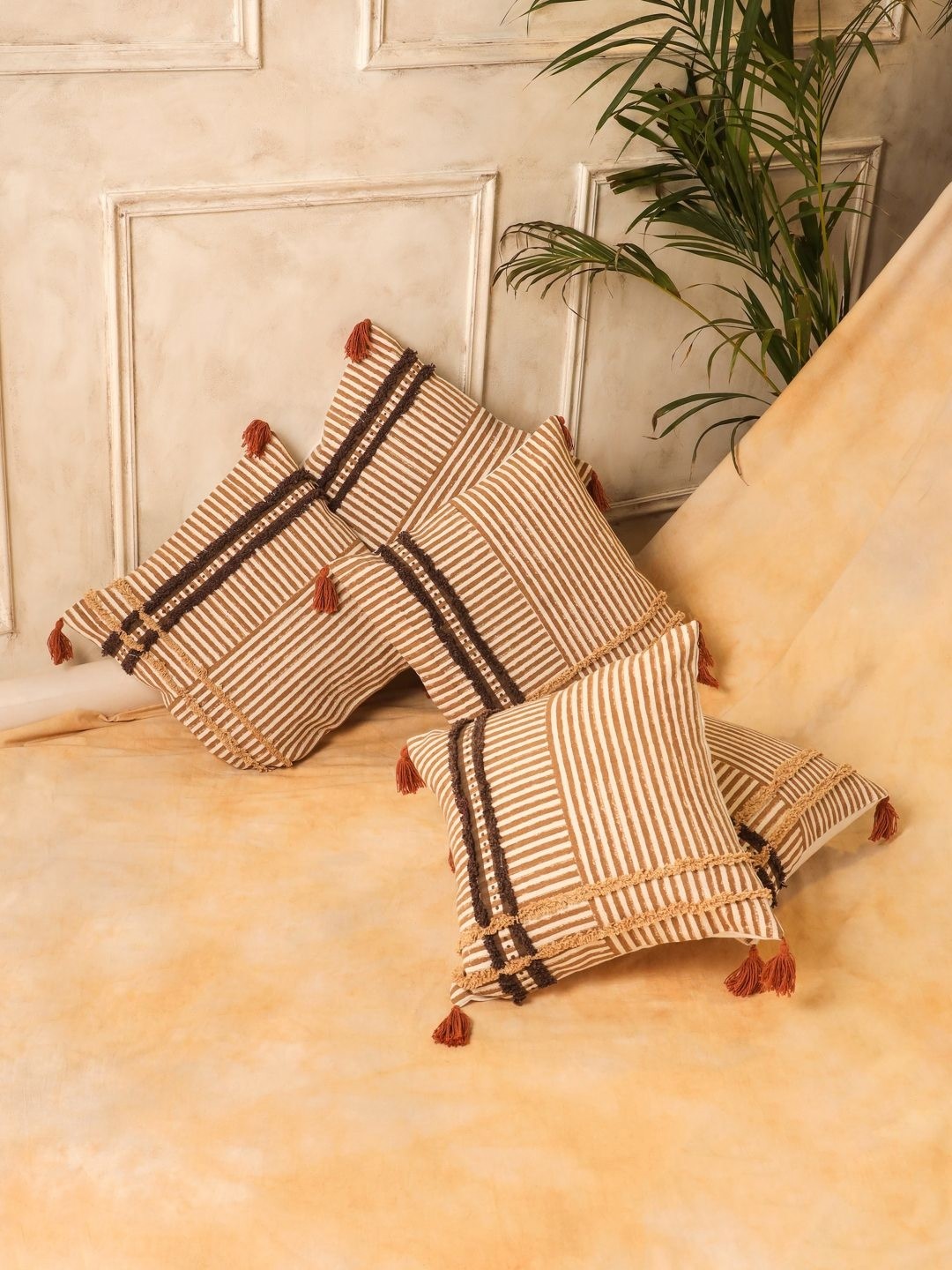 

SANSKRUTIHOMES Brown & Beige 5 Pieces Striped Tasselled Square Cotton Cushion Covers