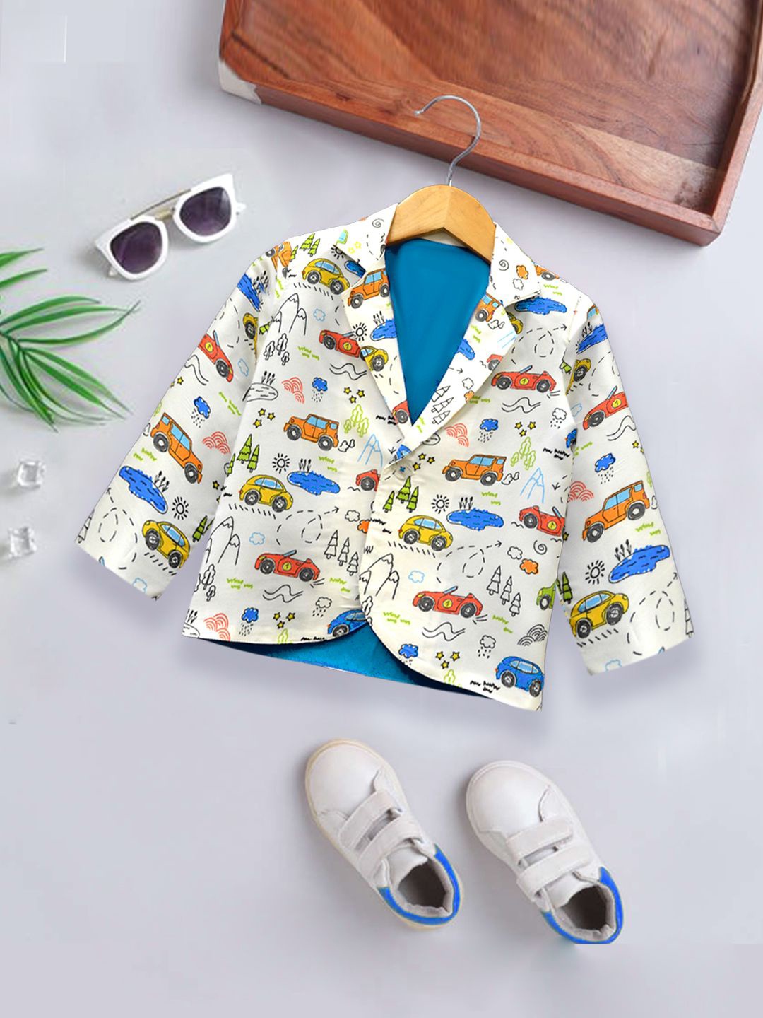 

A.T.U.N. Boys Notched Lapel Single-Breasted Party Blazer, White