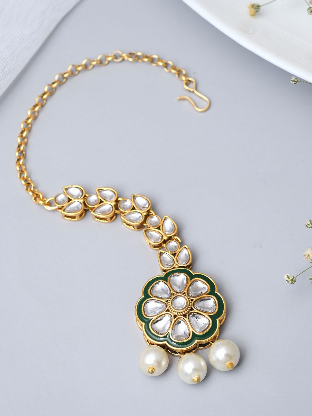 

Designbox Kundan-Studded Maang Tikka, Gold