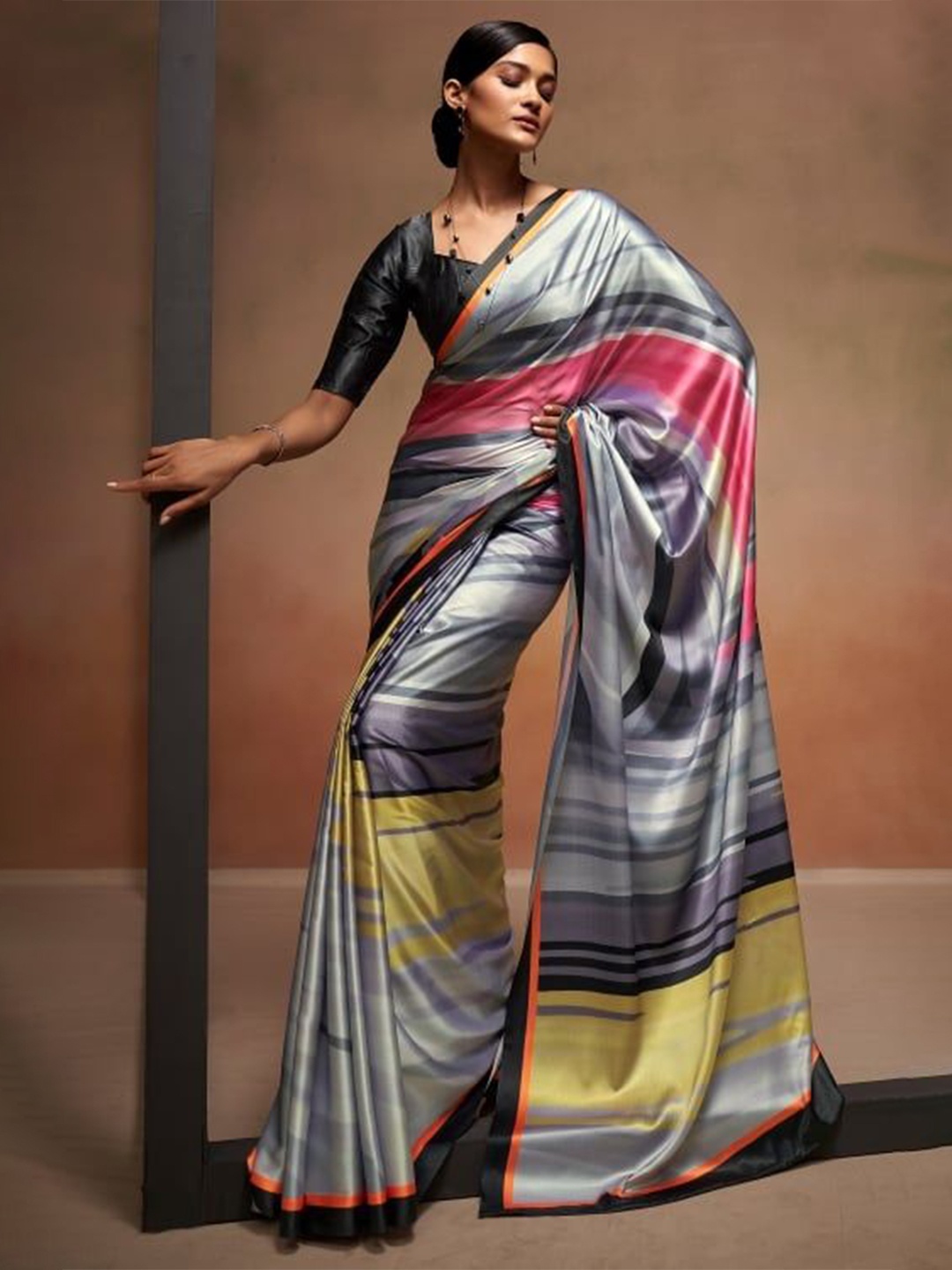 

MySilkLove Striped Printed Solid Border Saree, Grey