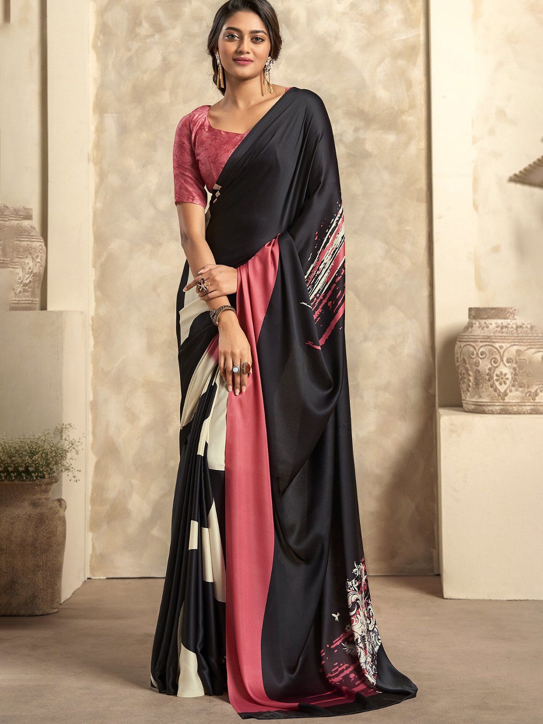 

MySilkLove Abstract Printed No Border Saree, Black