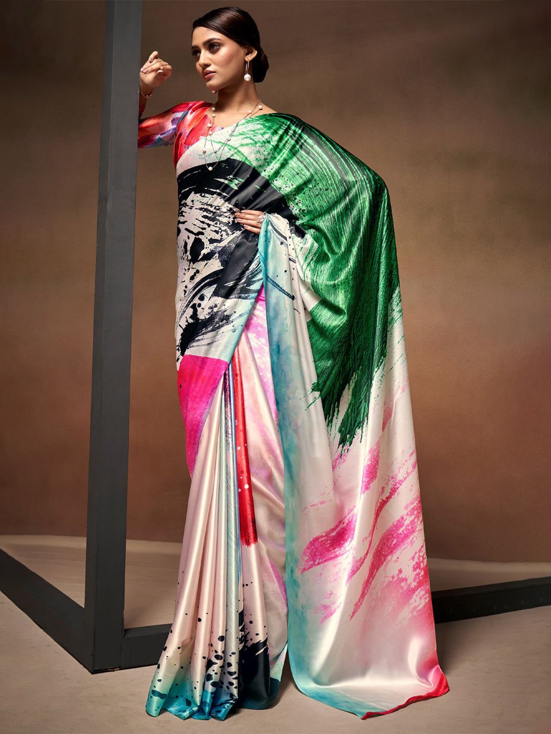 

MySilkLove Abstract Printed No Border Saree, Pink