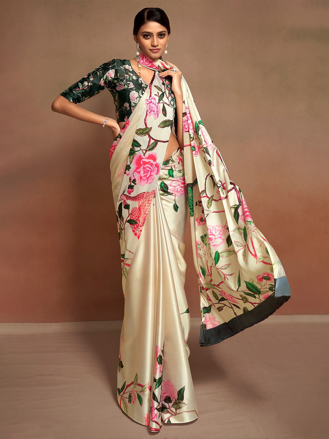 

MySilkLove Floral Printed No Border Saree, Cream