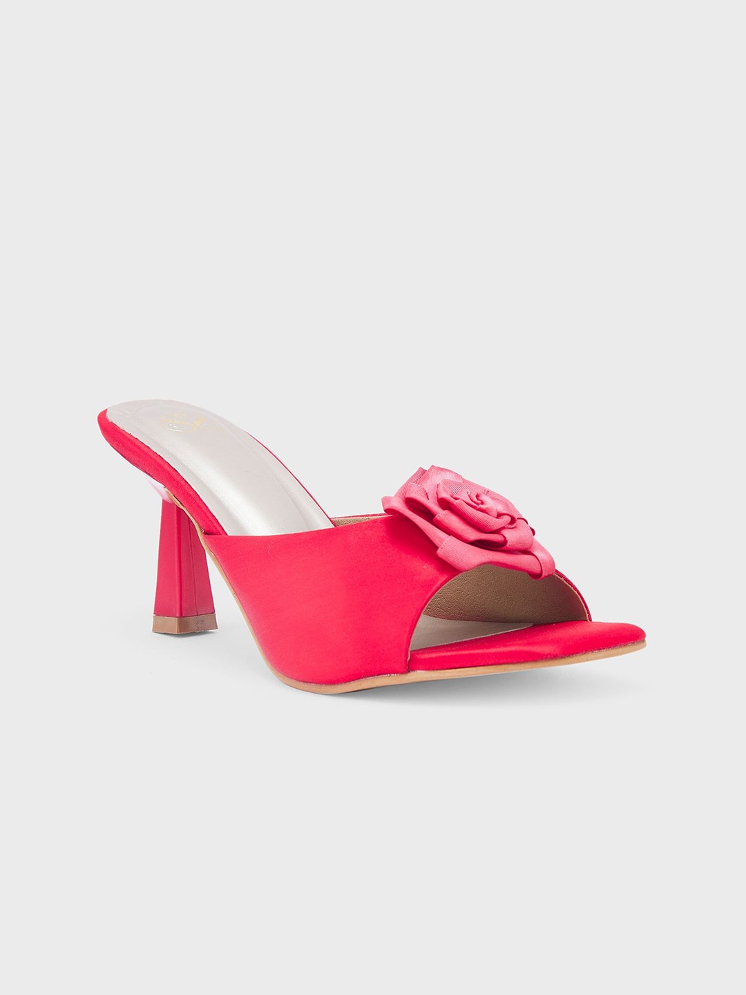 

Sole To Soul Women Block Pumps, Red