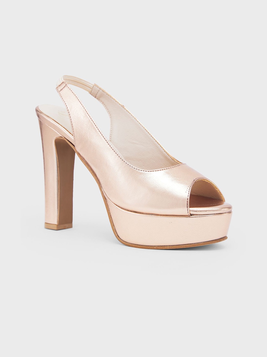 

Sole To Soul Women Block Peep Toes, Champagne