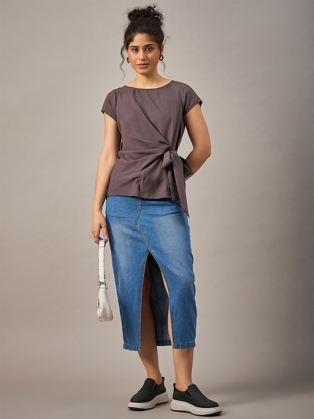 

The Roadster Life Co. Women Solid Round Neck Polyester Top, Grey