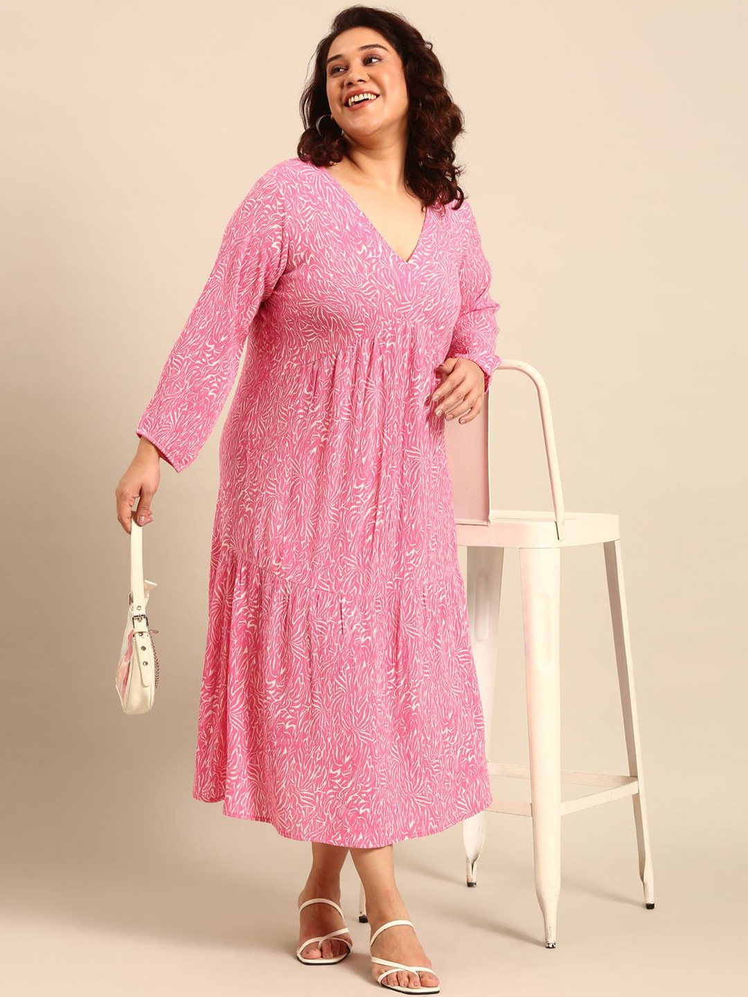 

The Pink Moon Print Crepe Empire Midi Dress