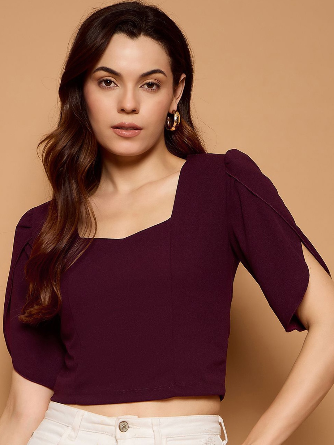 

Kibo Puff Sleeves Crop Top, Maroon