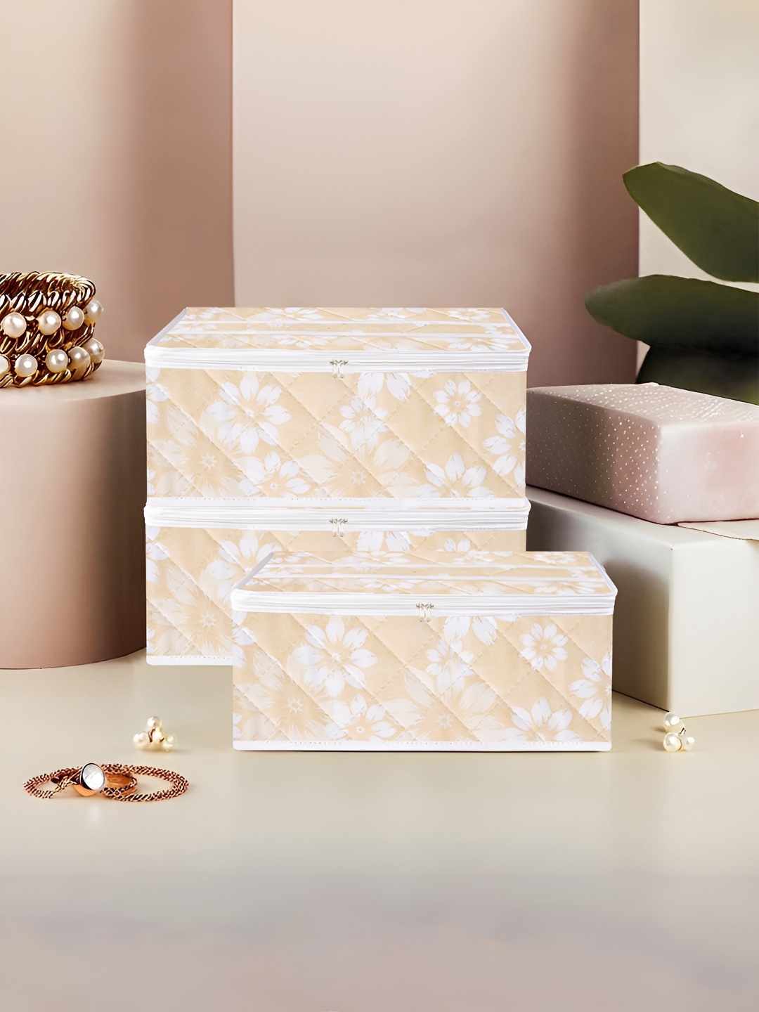 

Kuber Industries Beige & White 3 Pieces Printed Jewellery Organisers