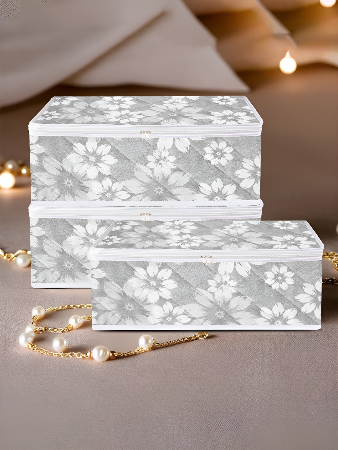 

Kuber Industries Grey & White 3 Pieces Printed Water Proof Jewellery Organisers