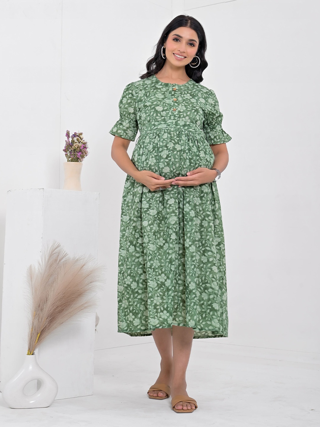 

Kaheksa Floral Print Puff Sleeve Maternity Fit & Flare Midi Dress, Green