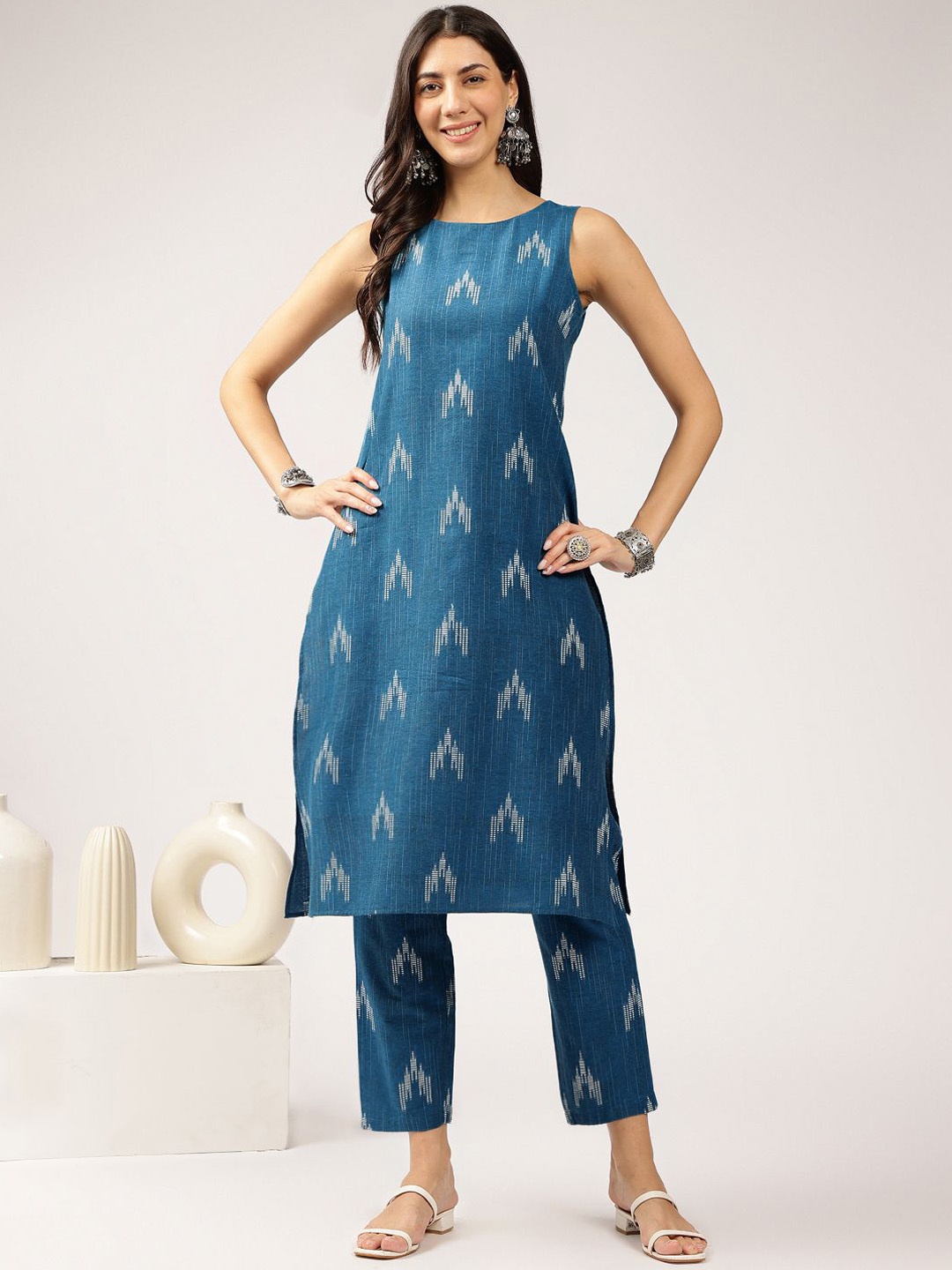 

Anouk Ethnic Motifs Printed Boat Neck Regular Pure Cotton Straight Kurta With Trousers, Blue