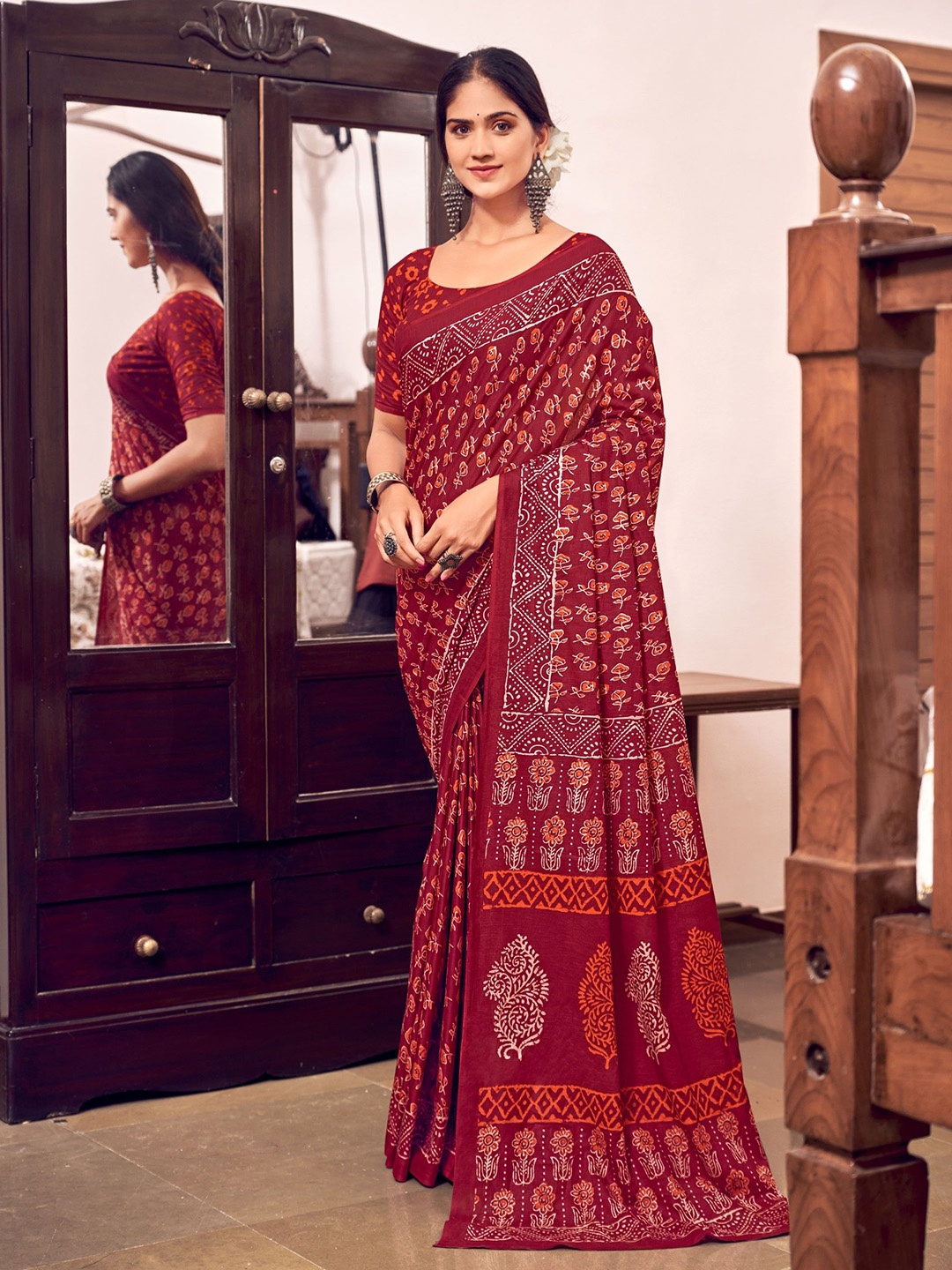 

Munir Ethnic Motifs Pure Cotton Bagru Saree, Red