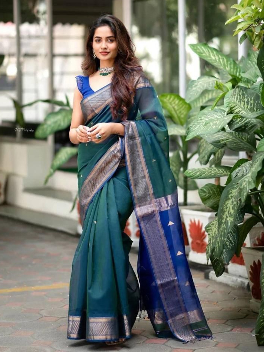 

Upalksh Woven Design Zari Banarasi Saree, Teal