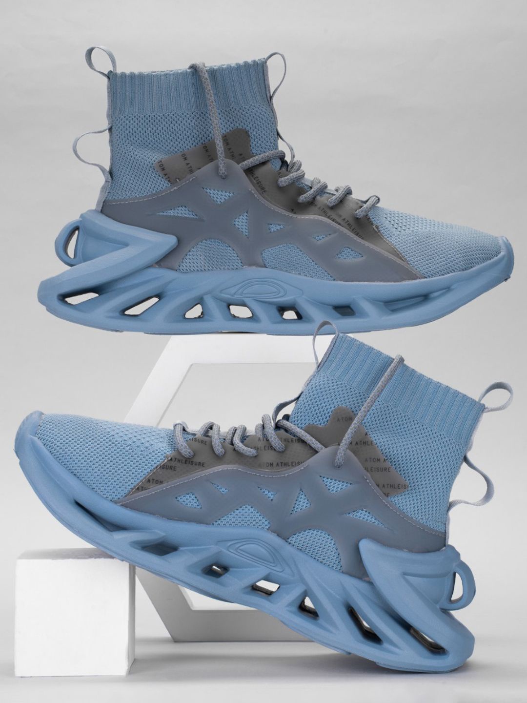 

Atom Men High-Top Sneakers, Blue