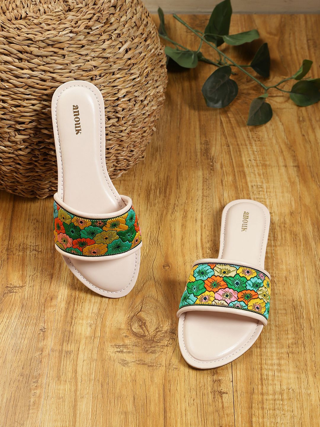 

Anouk Women Ethnic Solid Open Toe Flats, Cream
