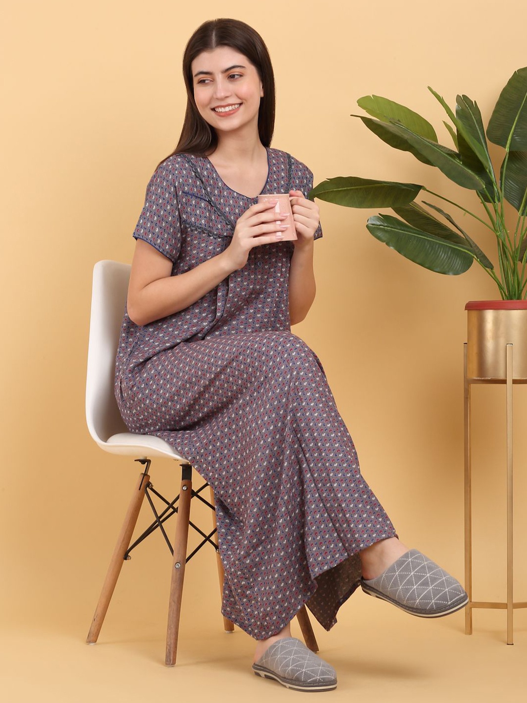 

Sweet Dreams Round Neck Printed Maxi Nightdress, Grey