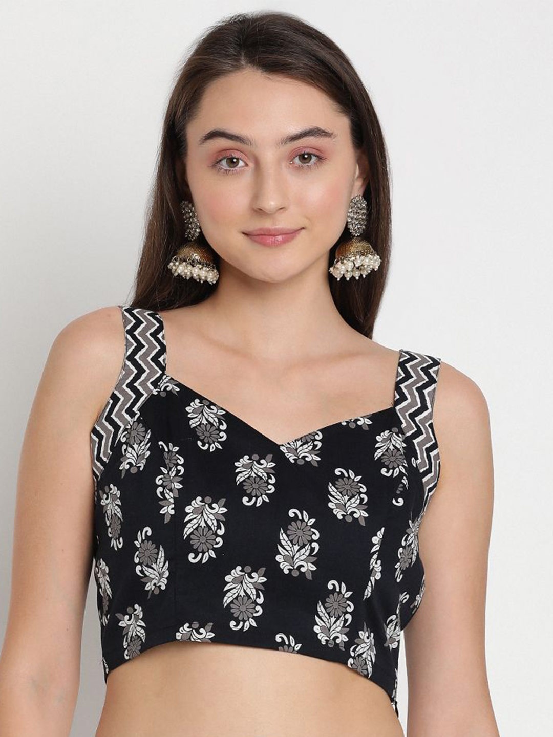 

studio rasa Ethnic Motifs Printed Sweetheart Neck Pure Cotton Crop Top, Black