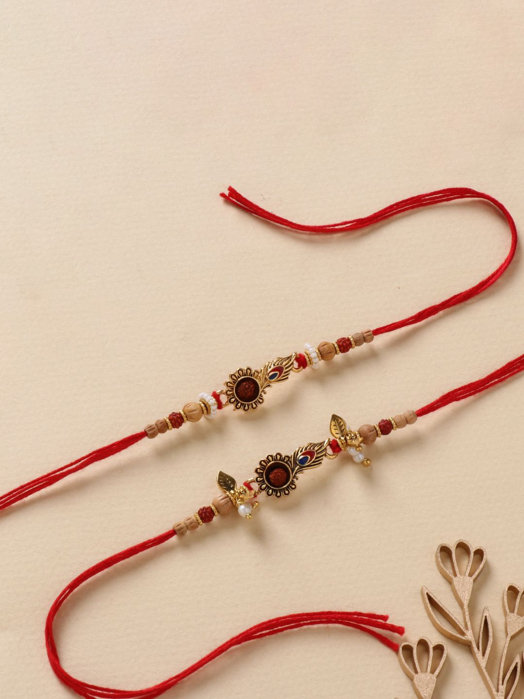 

Floweraura Rudraksha Beaded Bhaiya Bhabhi Thread Rakhis With Roli Chawal, Red