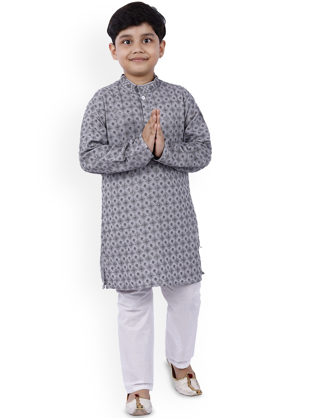 

BAESD Boys Geometric Embroidered Regular Sequinned Straight Kurta With Trousers, Silver