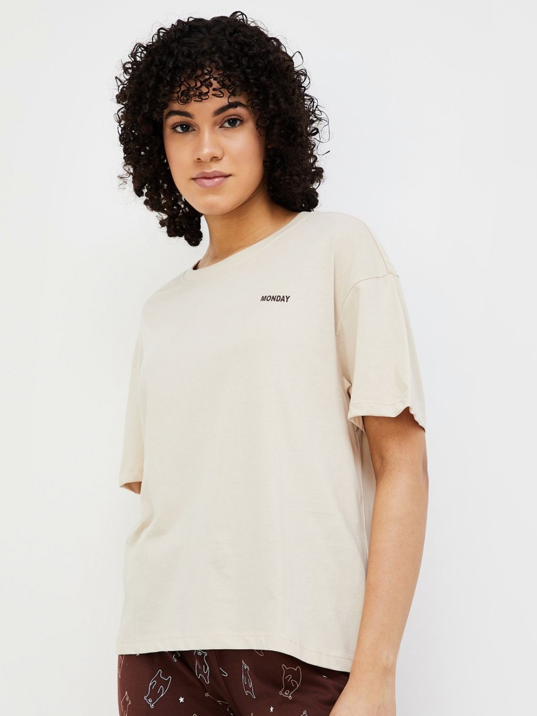 

Ginger by Lifestyle Women Typography V-Neck Pockets T-shirt, Beige