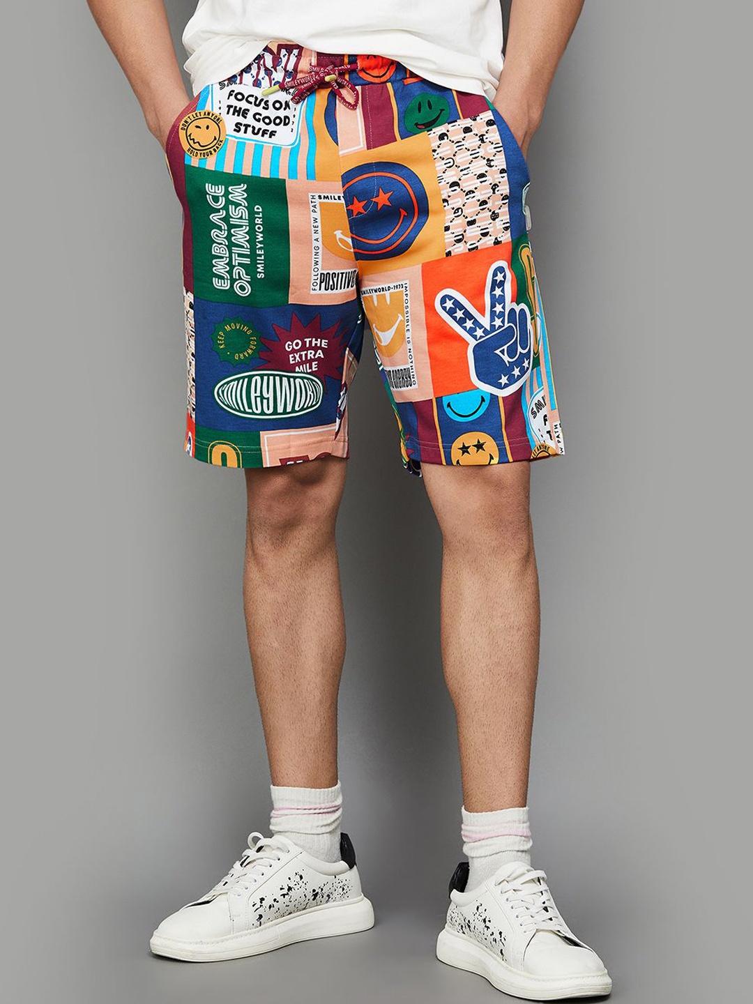 

SmileyWorld Men Printed Regular Fit Mid-Rise Cotton Shorts, Multi