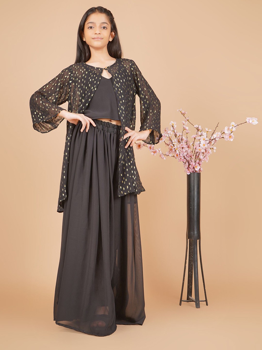 

Unique Designers Girls Sweetheart NecK Top with Palazzos & Shrug, Black