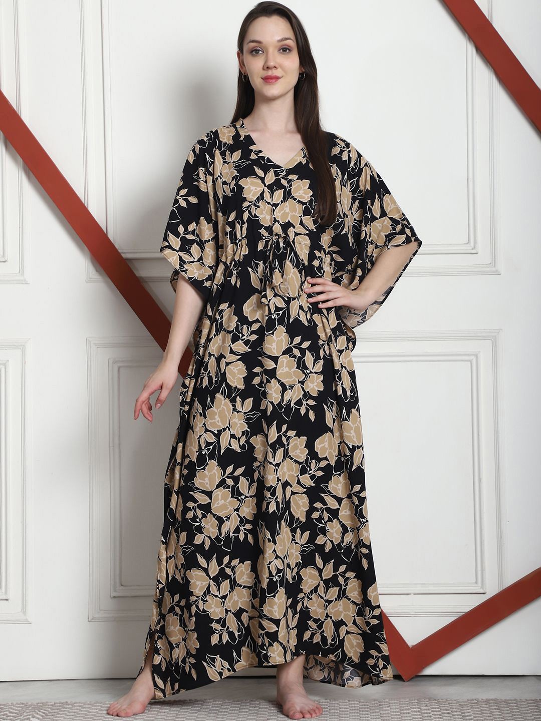 

Secret Wish Floral Print V Neck Kaftan Maxi Nightdress, Black