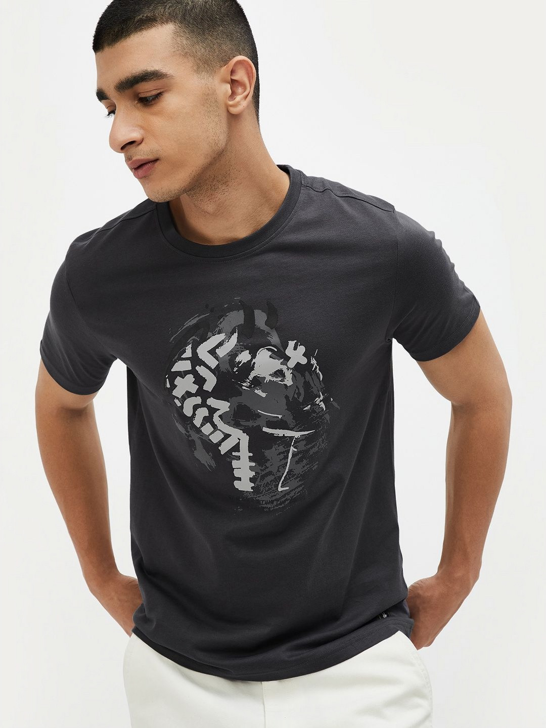 

Forca by Lifestyle Men Printed Applique T-shirt, Grey