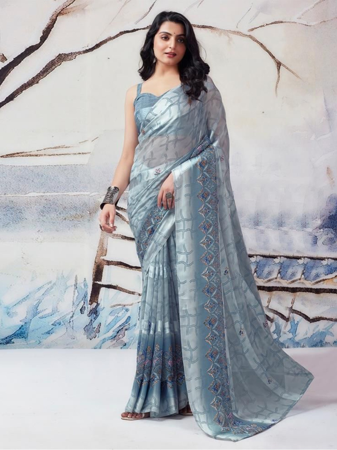 

Sanwariya Silk Abstract Printed Pure Georgette Bagh Saree, Grey