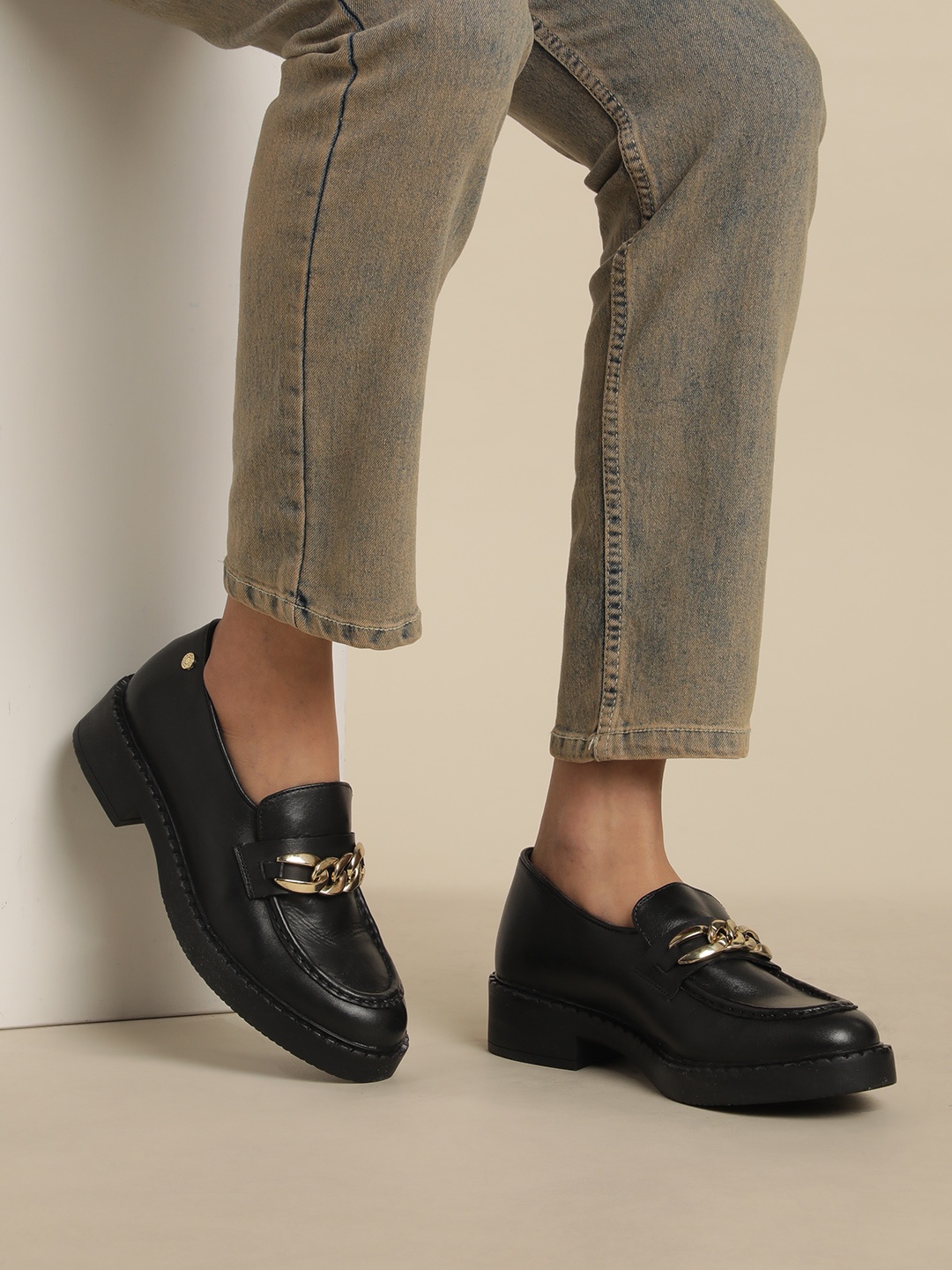

Nautica Women Leather Loafers With Metallic Detail, Black