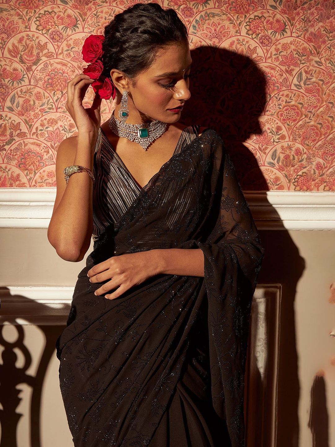 

Sabaahat Ethnic Motif Embellished Embroidered Saree, Black