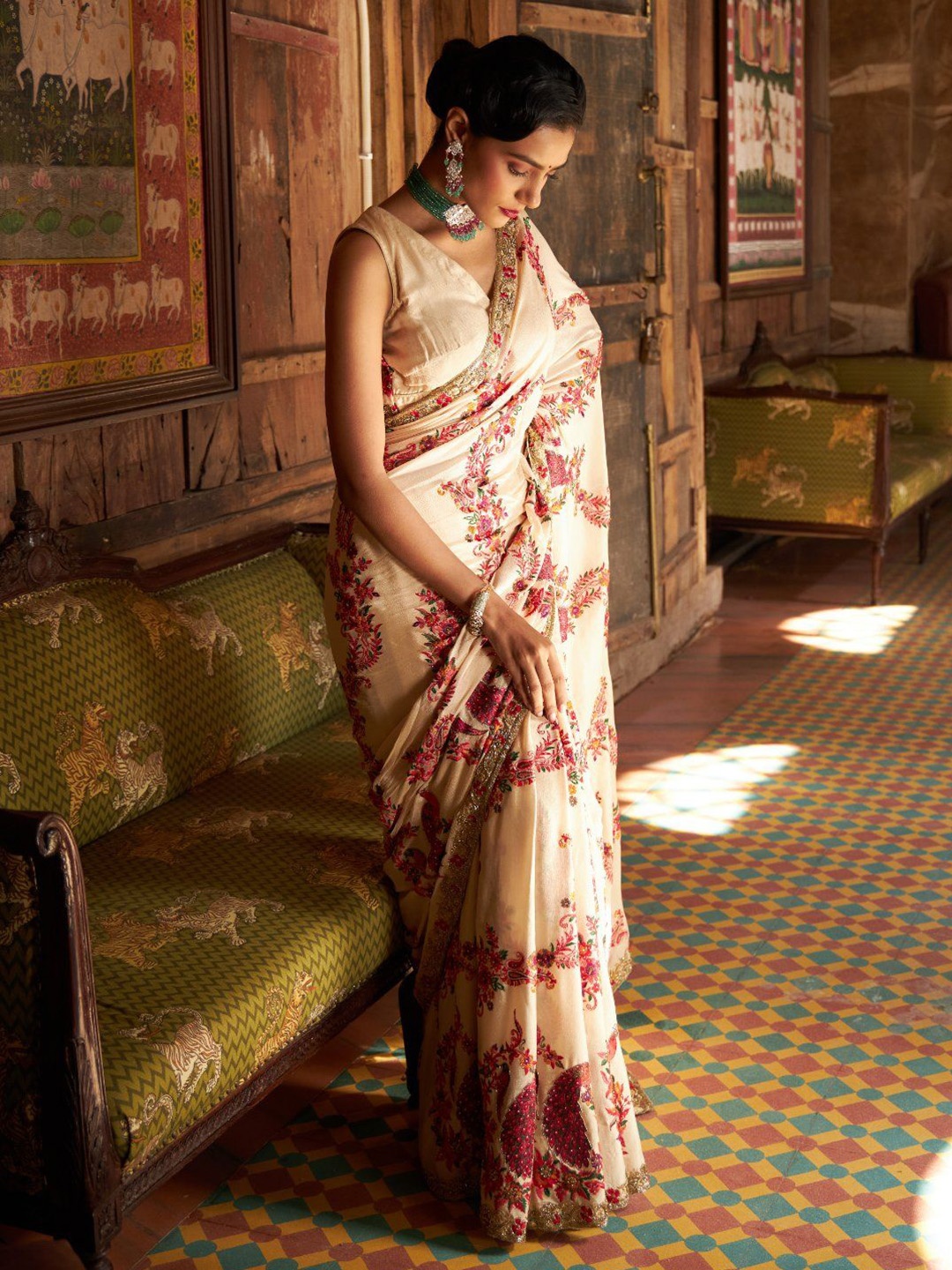 

Sabaahat Ethnic Motif Embroidered Embellished Pure Silk Saree, Beige