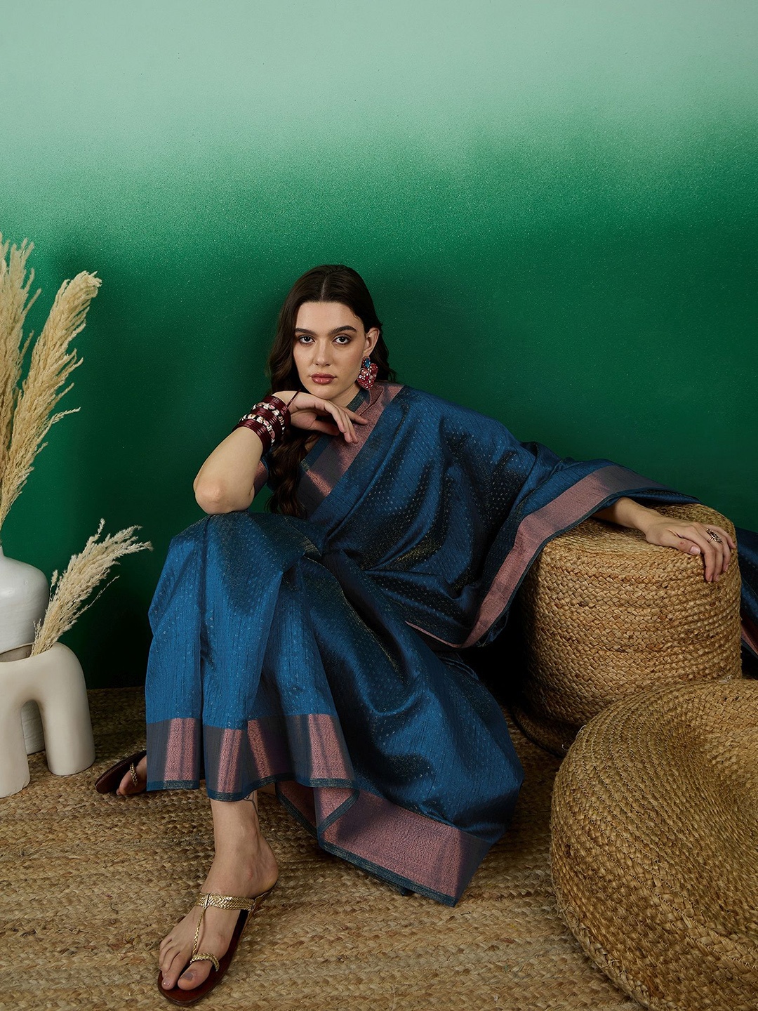 

Sangria Polka Dot Zari Woven Tassel Detail Saree With Blouse, Teal