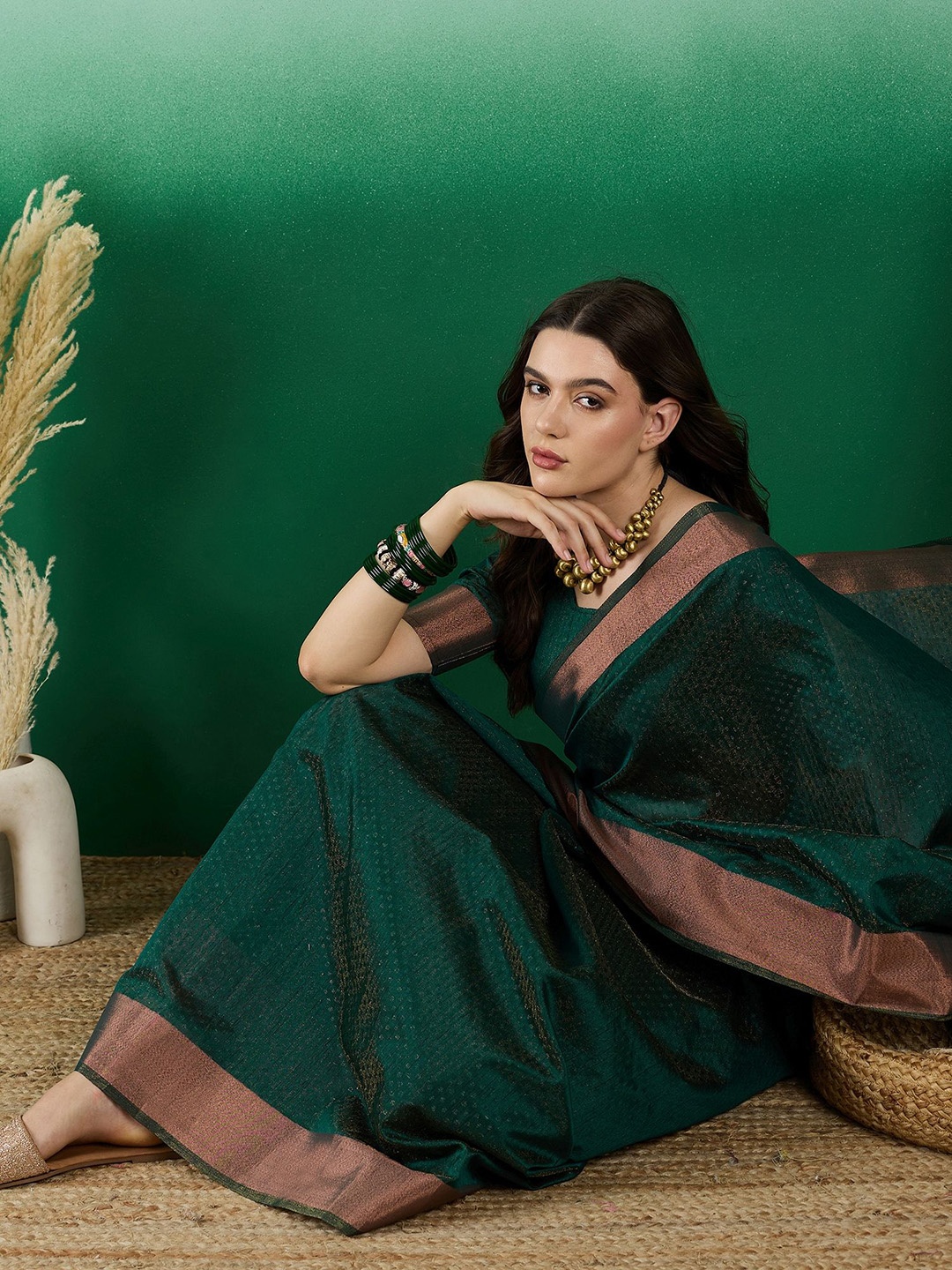 

Sangria Polka Dot Zari Woven Kanjeevaram Saree with Blouse, Green