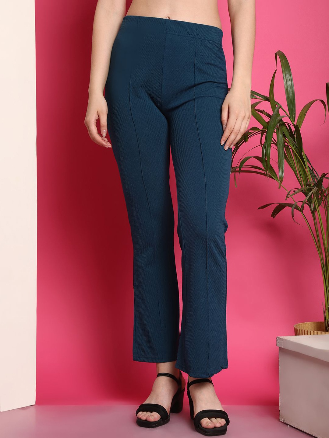 

Fabflee Women Solid Casual Bottoms Flat High-Rise Trousers, Green