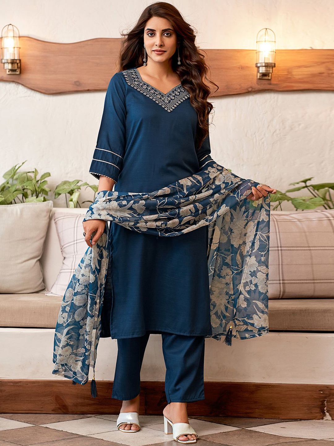 

KALINI Sweetheart Neck Straight Kurta With Trousers & Dupatta, Blue