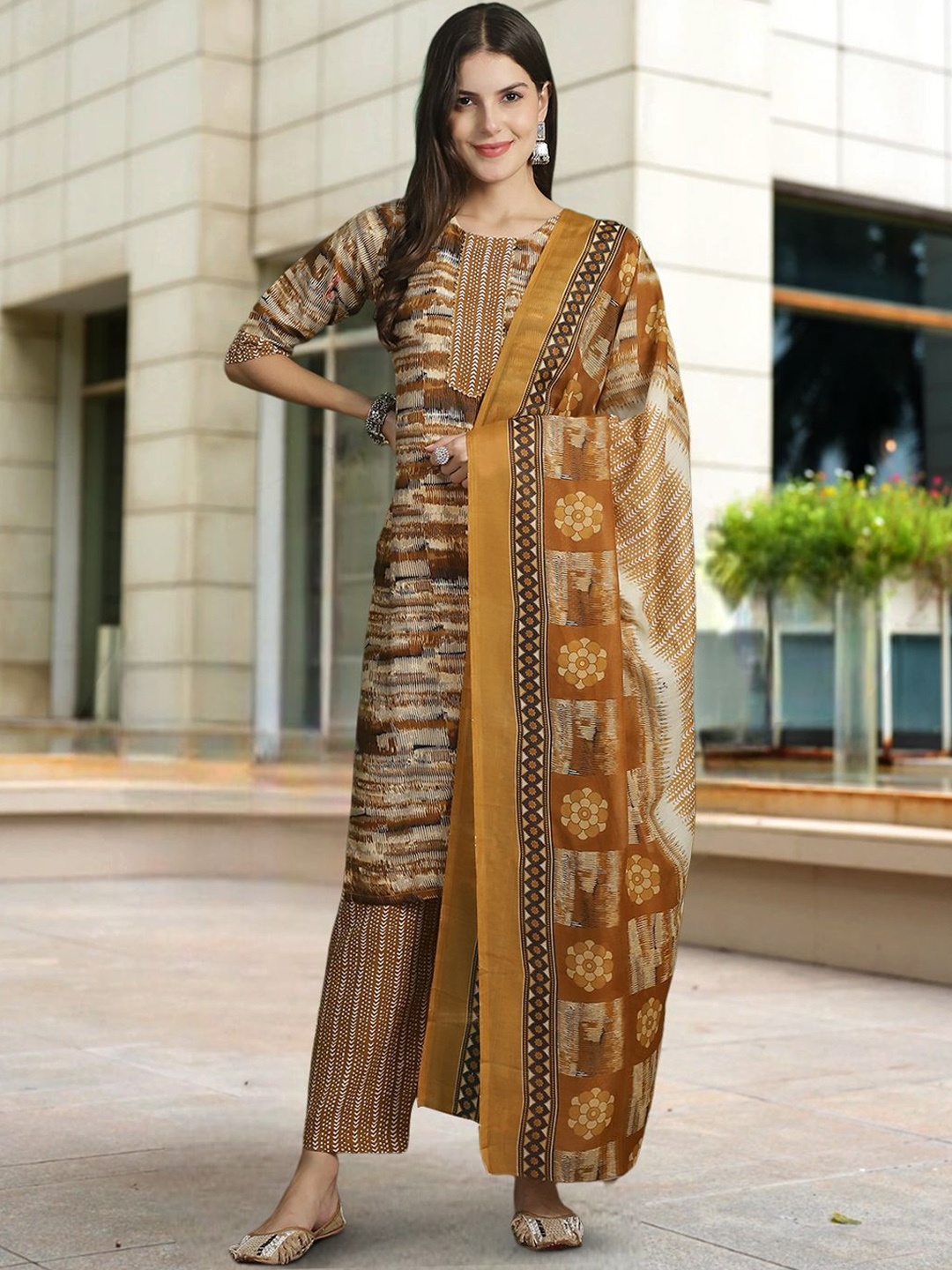 

7Threads Geometric Printed Regular Kurta with Trousers & Dupatta, Khaki
